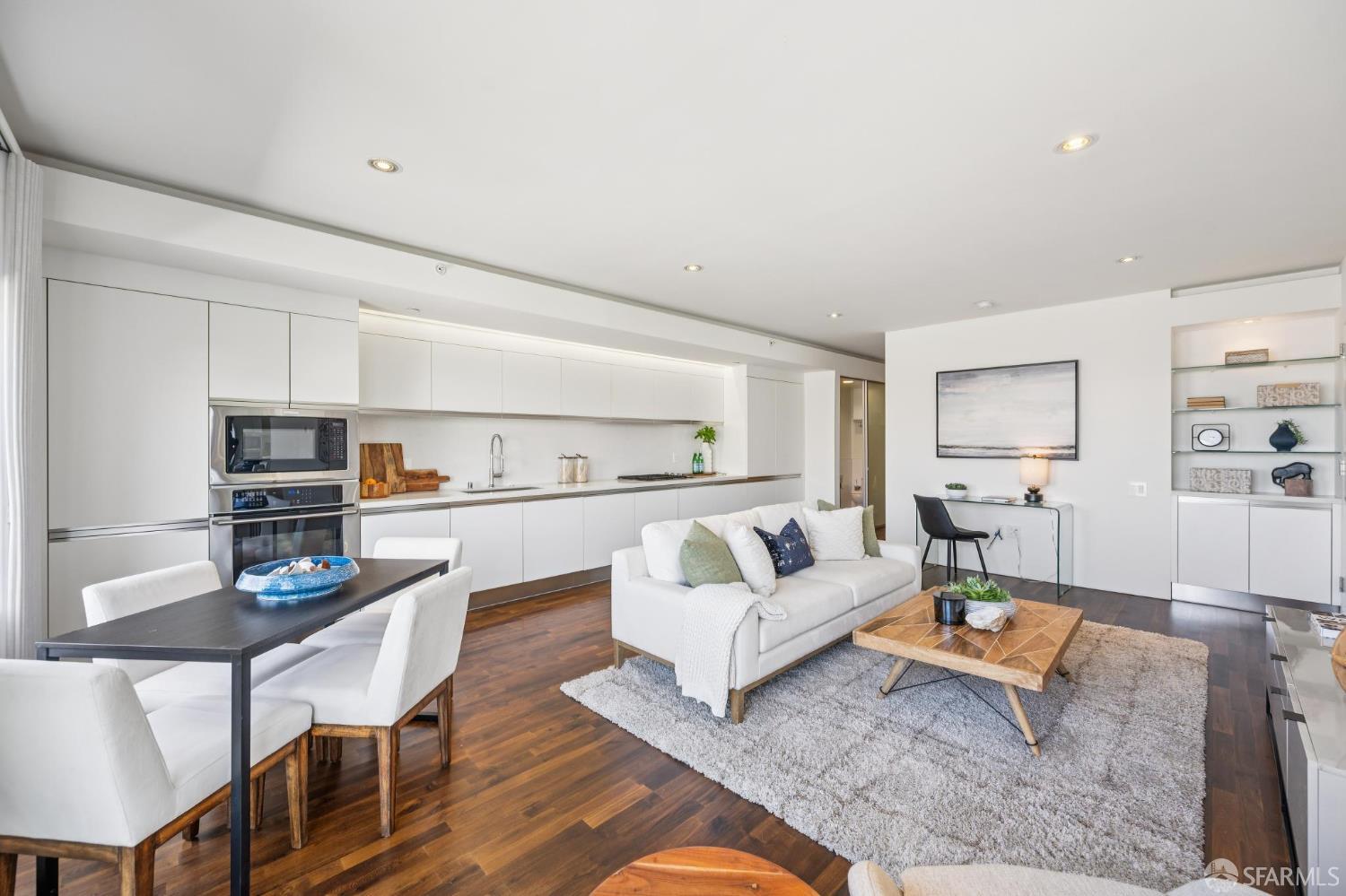 2020 Ellis Street # 402