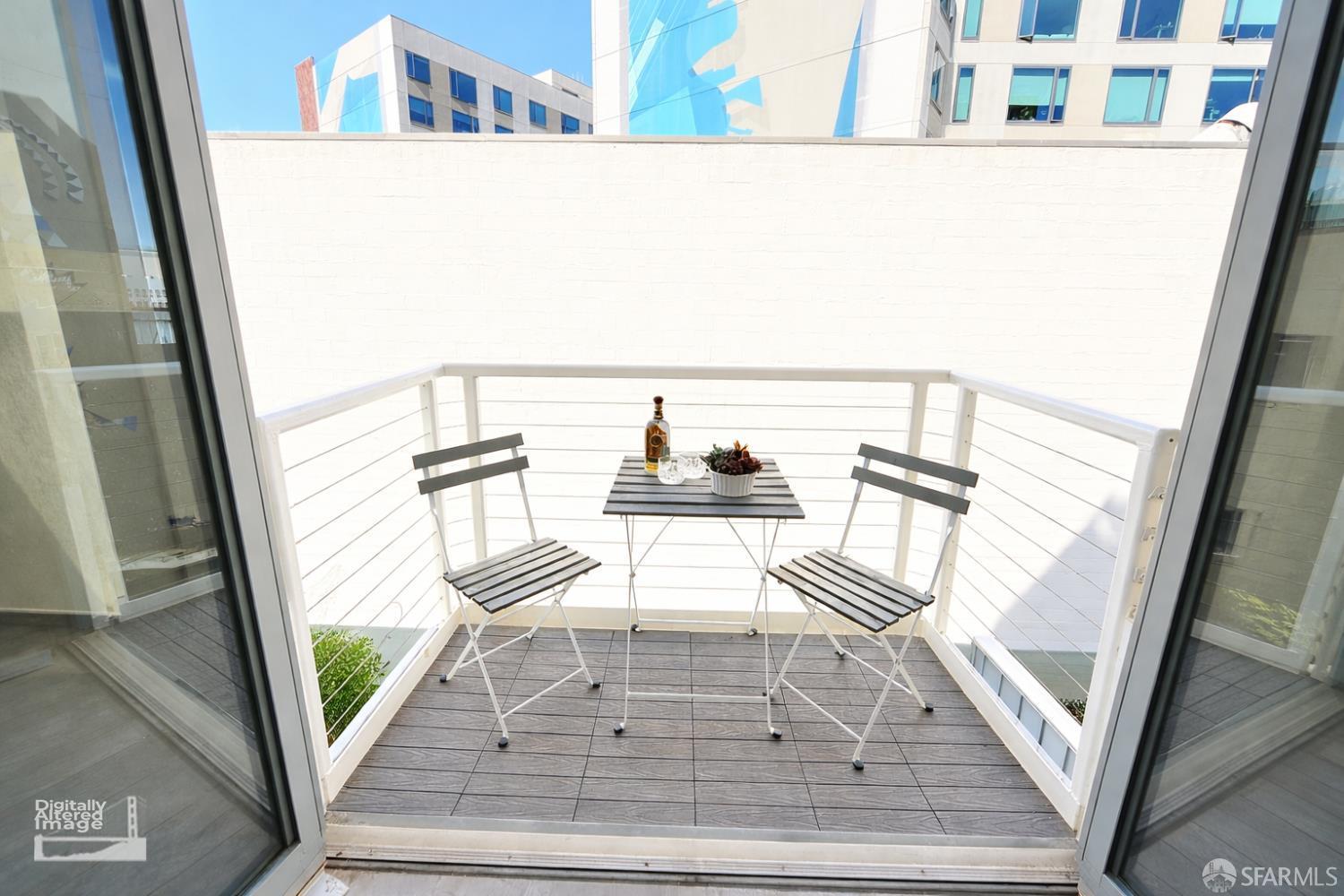 68 Mccoppin Street # 11