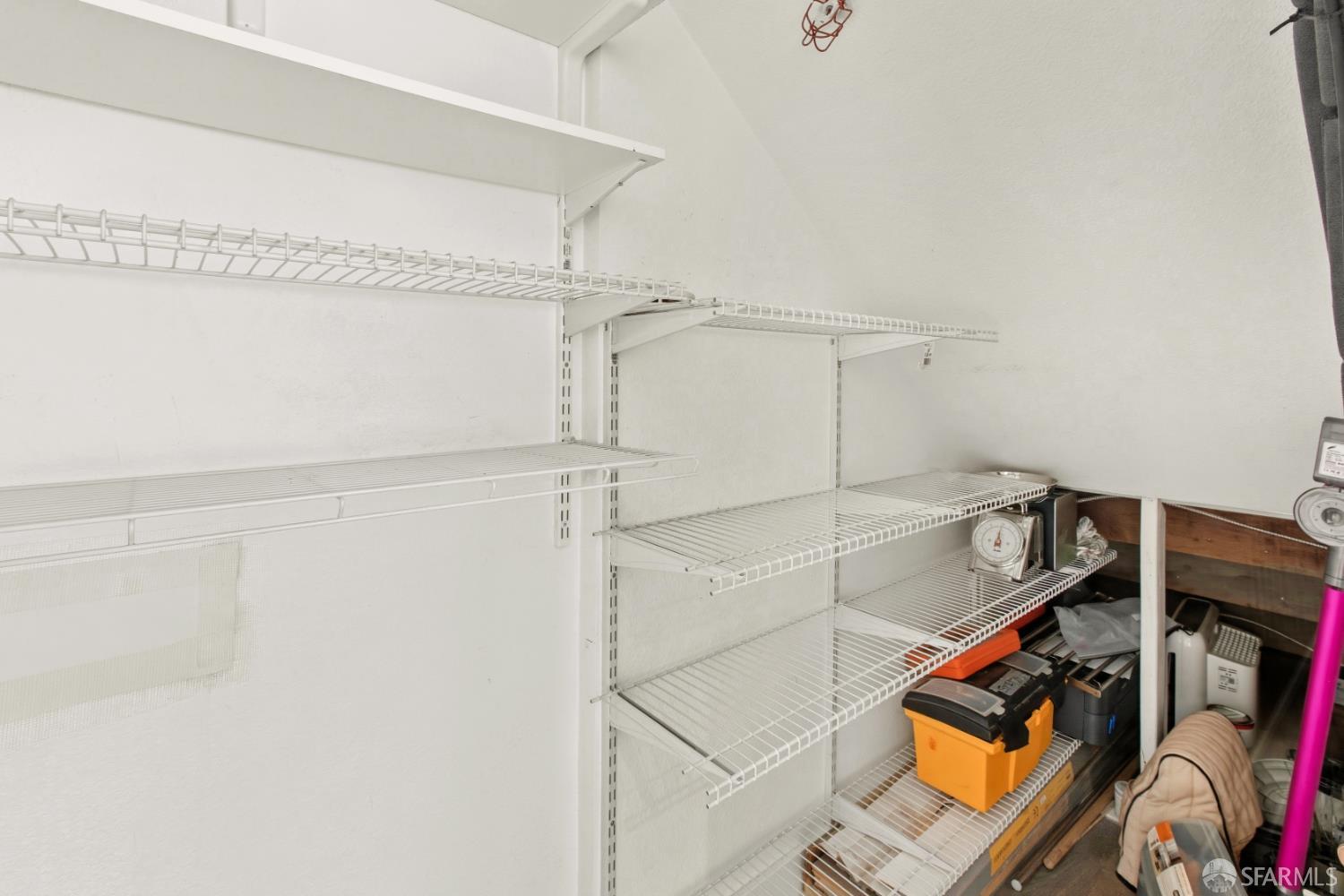 68 Mccoppin Street # 11