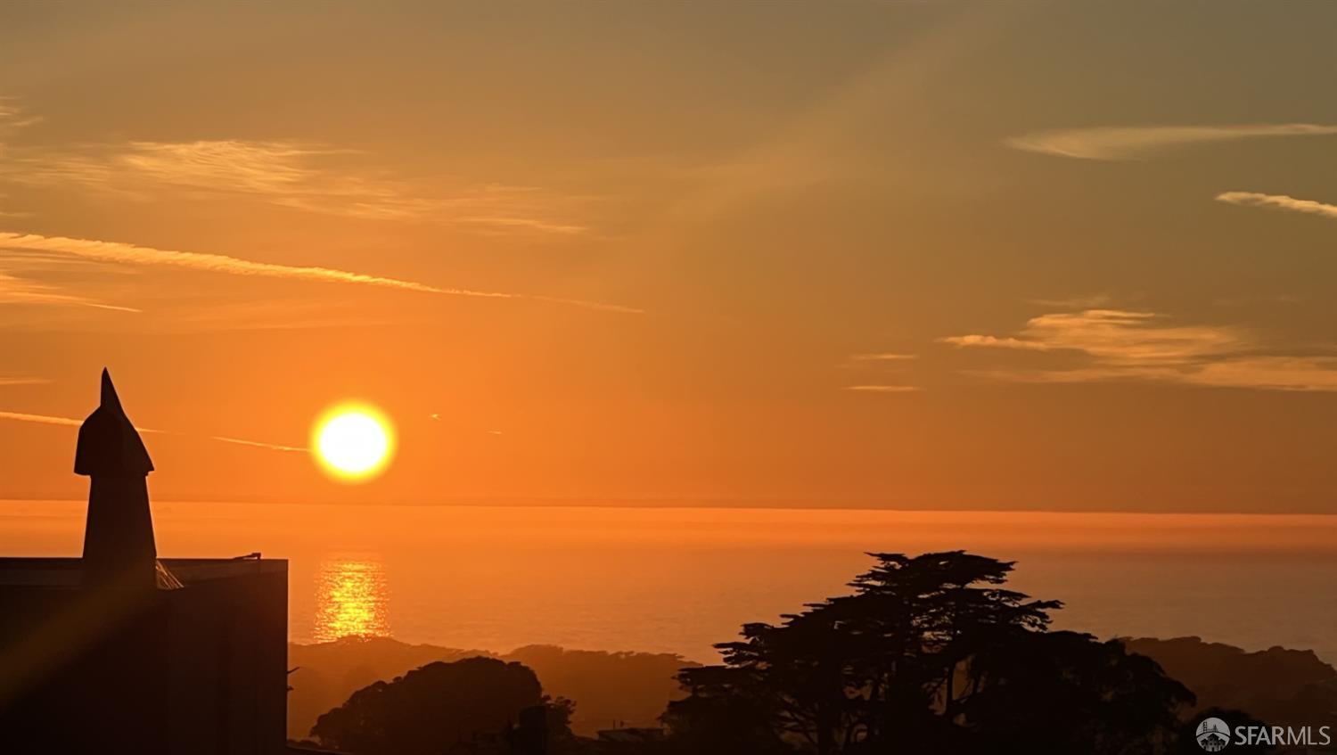 301 Santa Ana Avenue