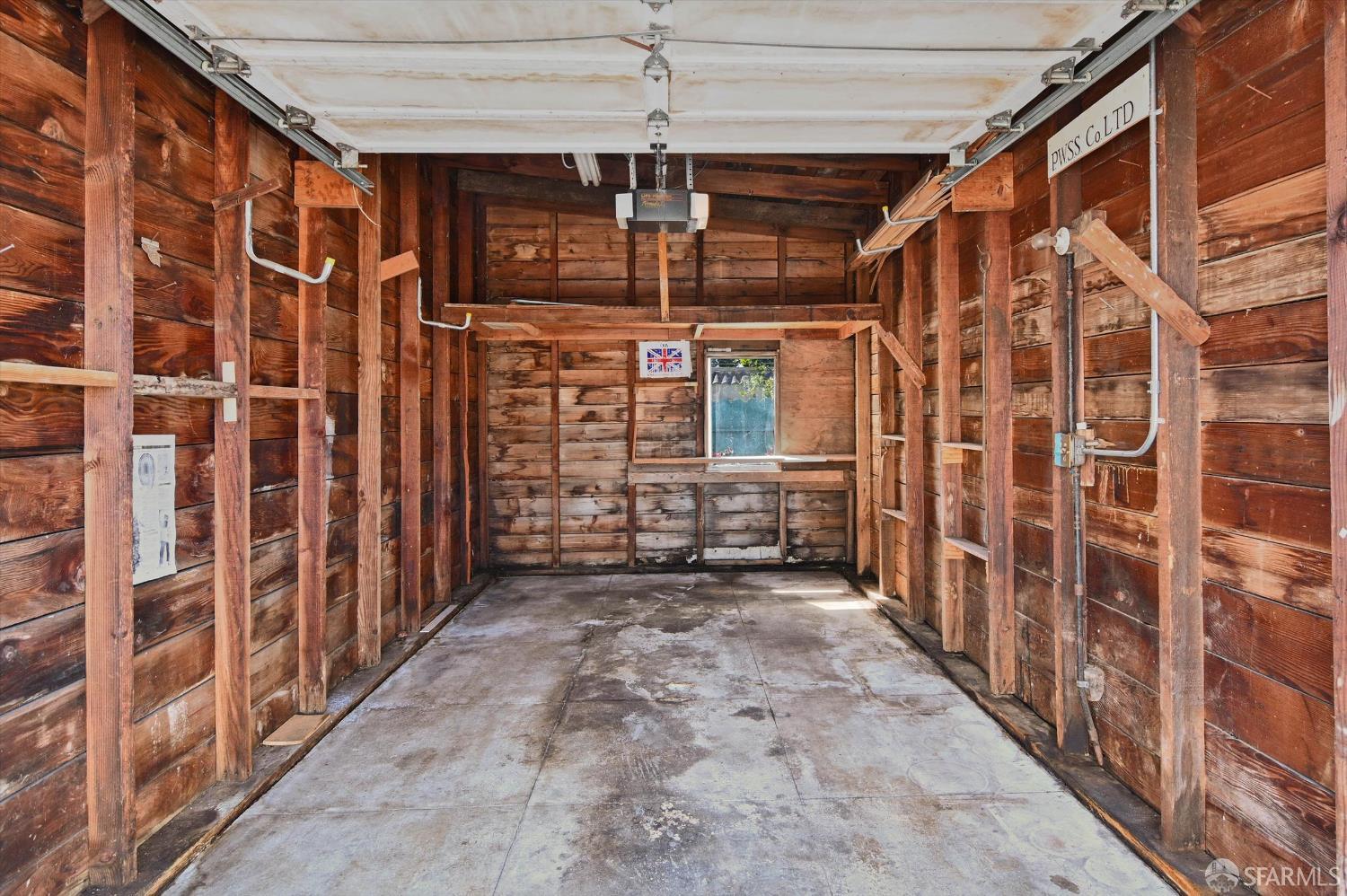 301 Santa Ana Avenue