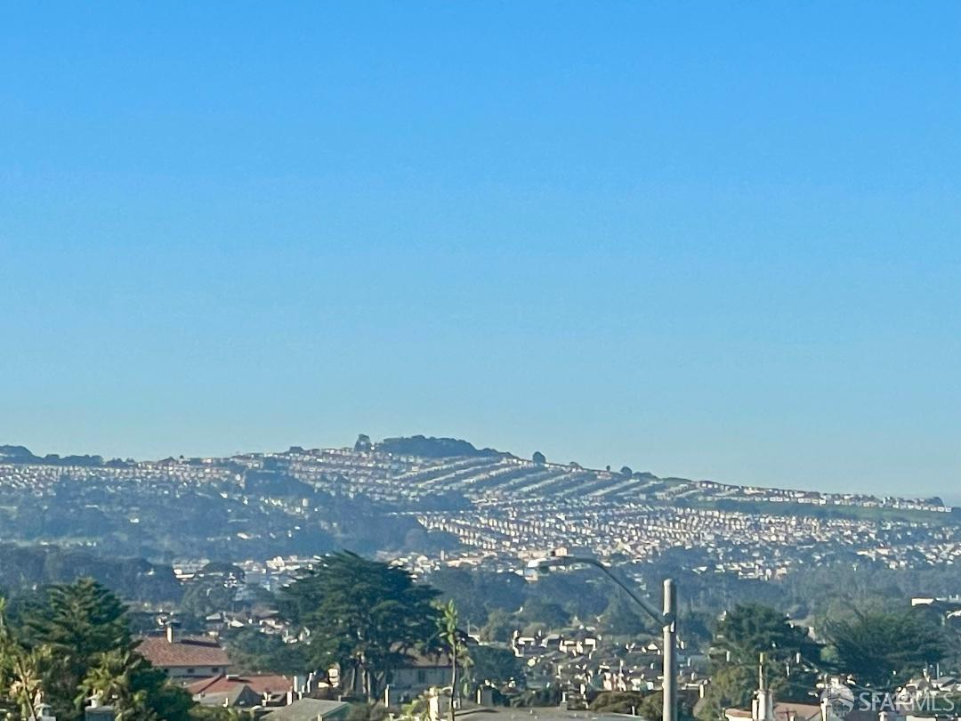 301 Santa Ana Avenue