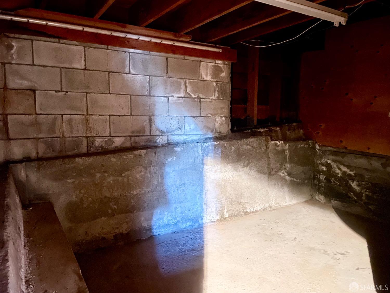 301 Santa Ana Avenue