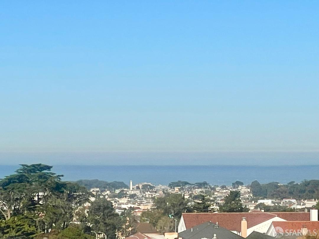 301 Santa Ana Avenue