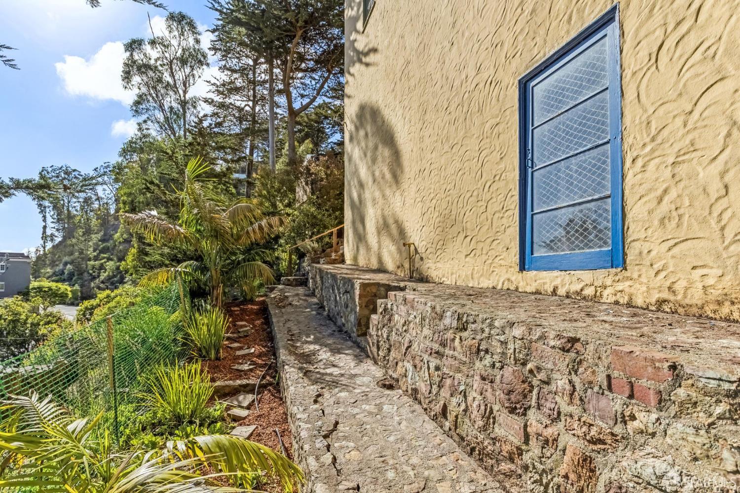 43 Rockwood Court