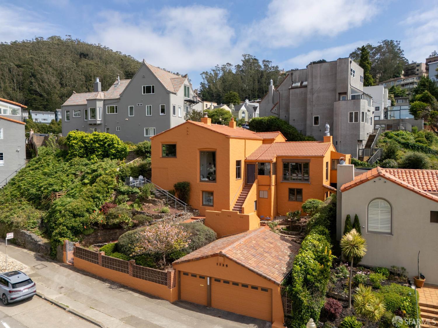 1135 Portola Drive
