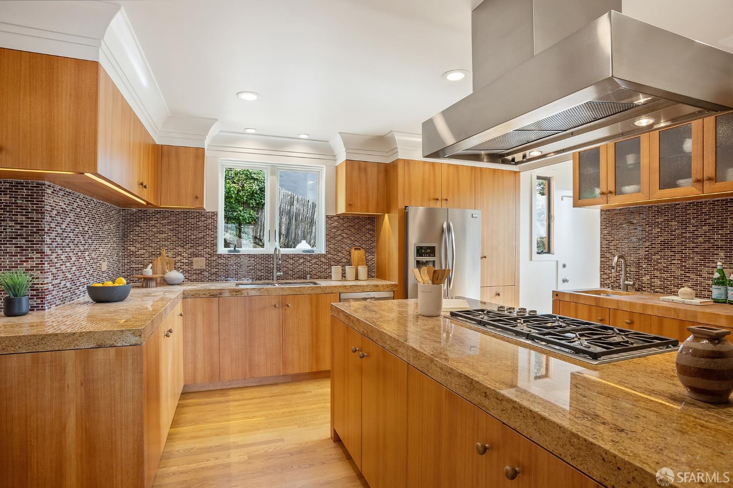 1135 Portola Drive
