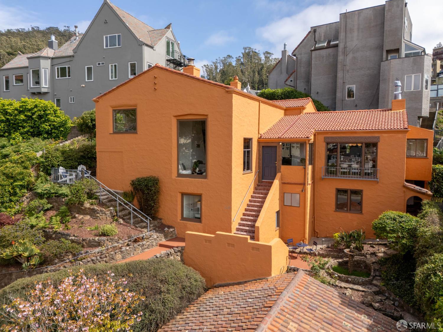 1135 Portola Drive