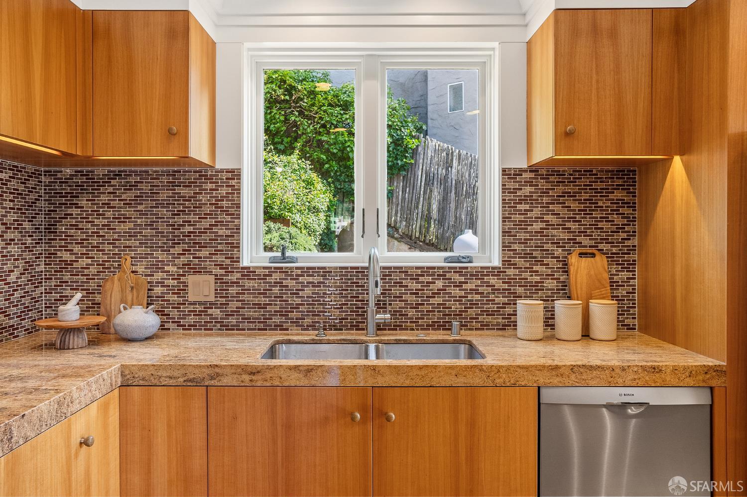 1135 Portola Drive