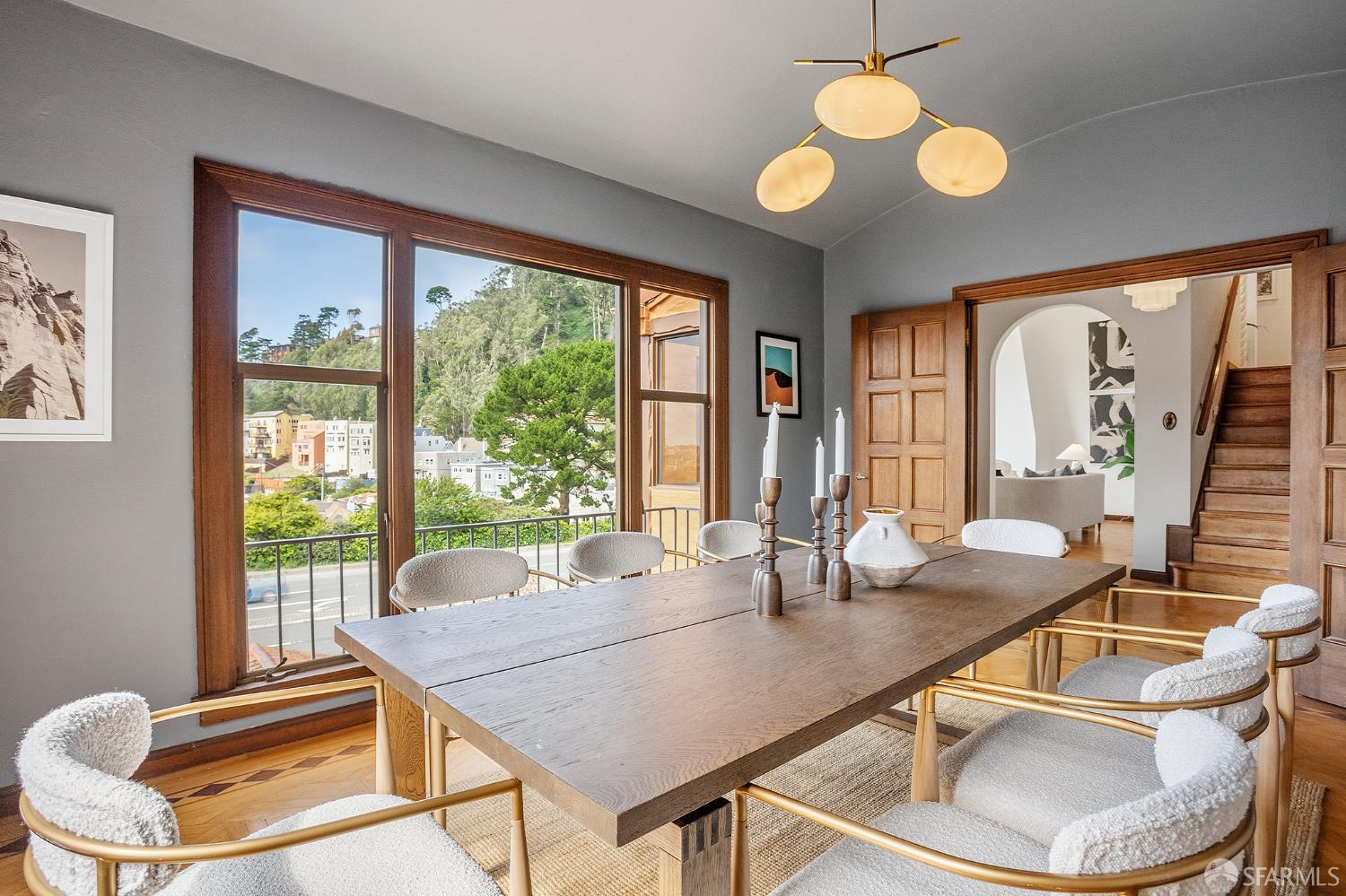 1135 Portola Drive