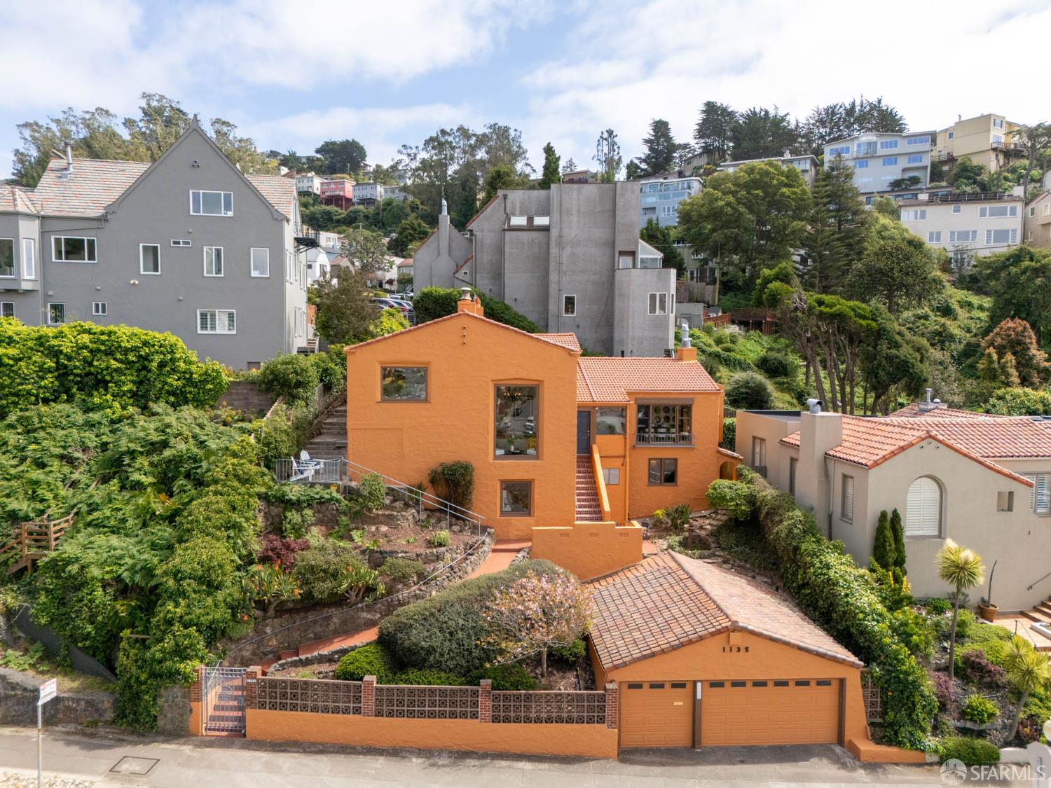 1135 Portola Drive