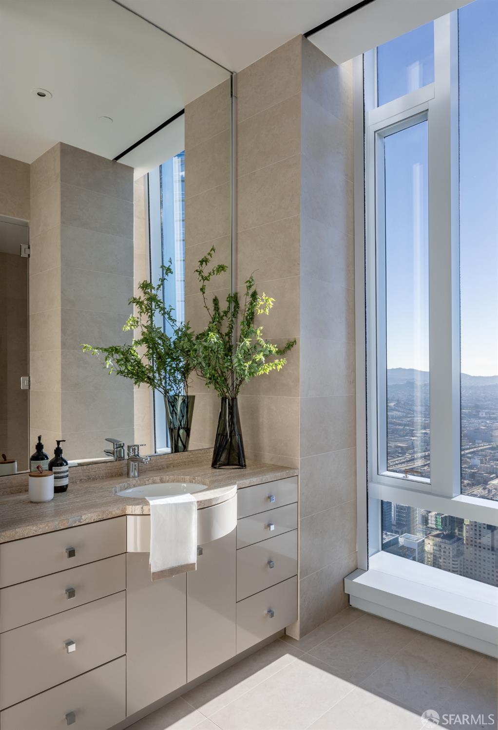 181 Fremont Street # 70
