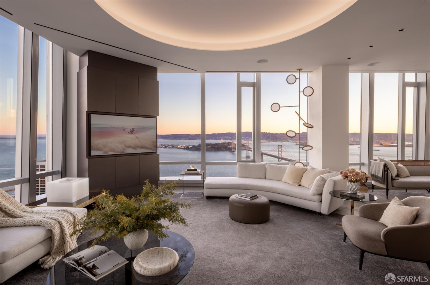 181 Fremont Street # 70
