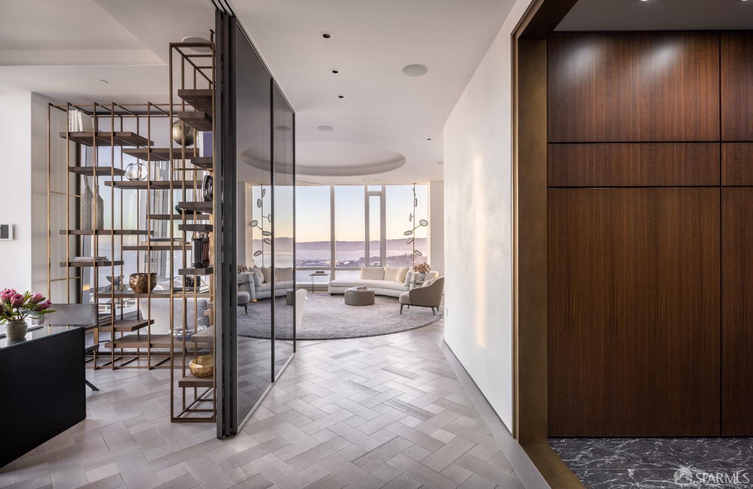 181 Fremont Street # 70