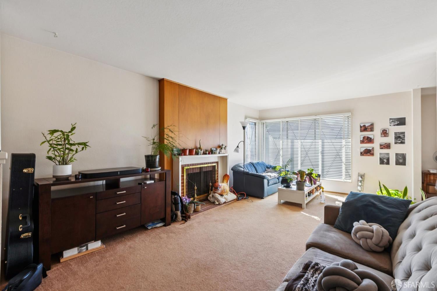 61 Clairview Court