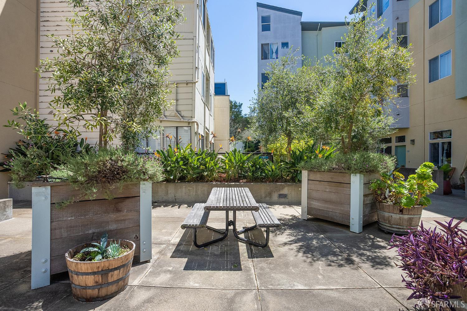 95 Mccoppin Street # 103E