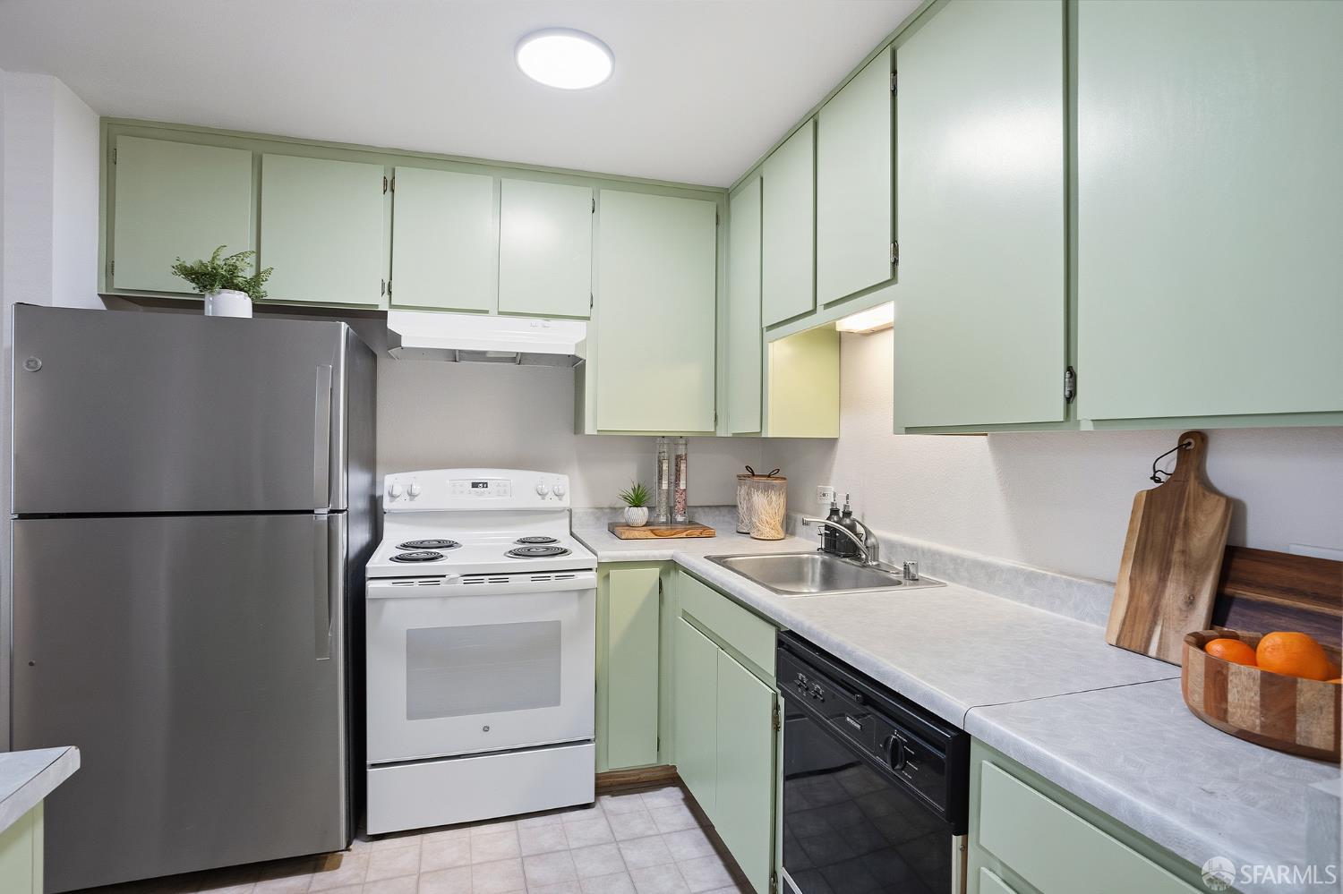 95 Mccoppin Street # 103E