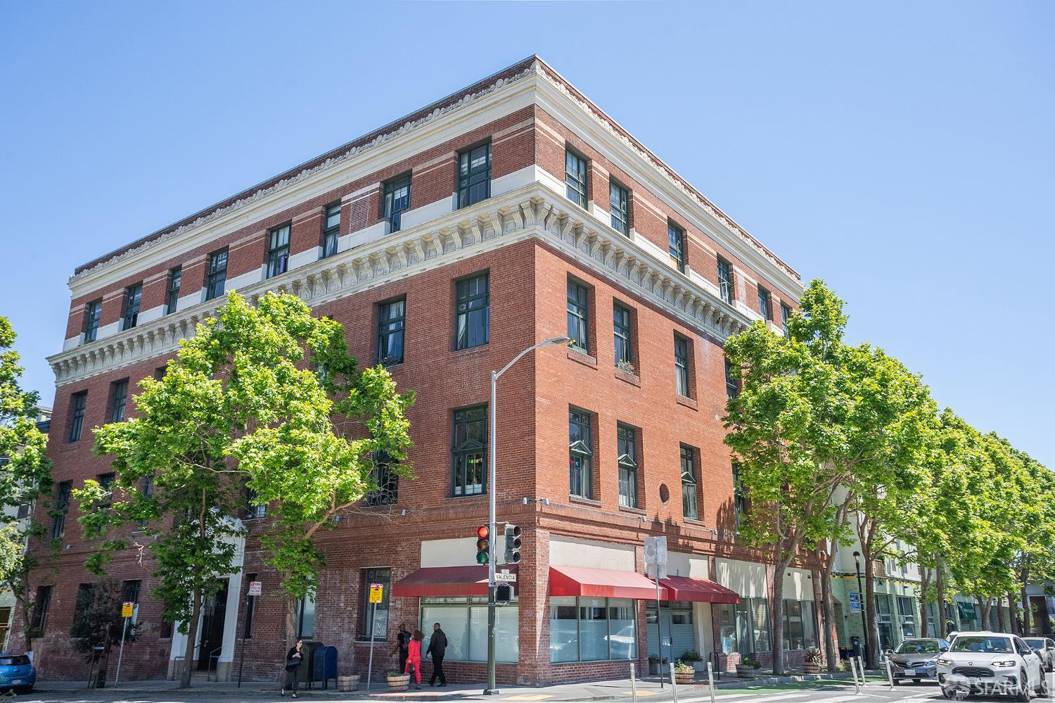 95 Mccoppin Street # 103E