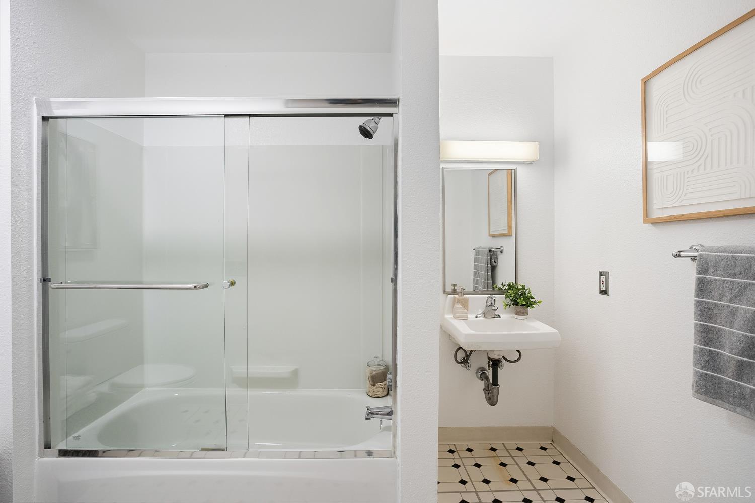 95 Mccoppin Street # 103E