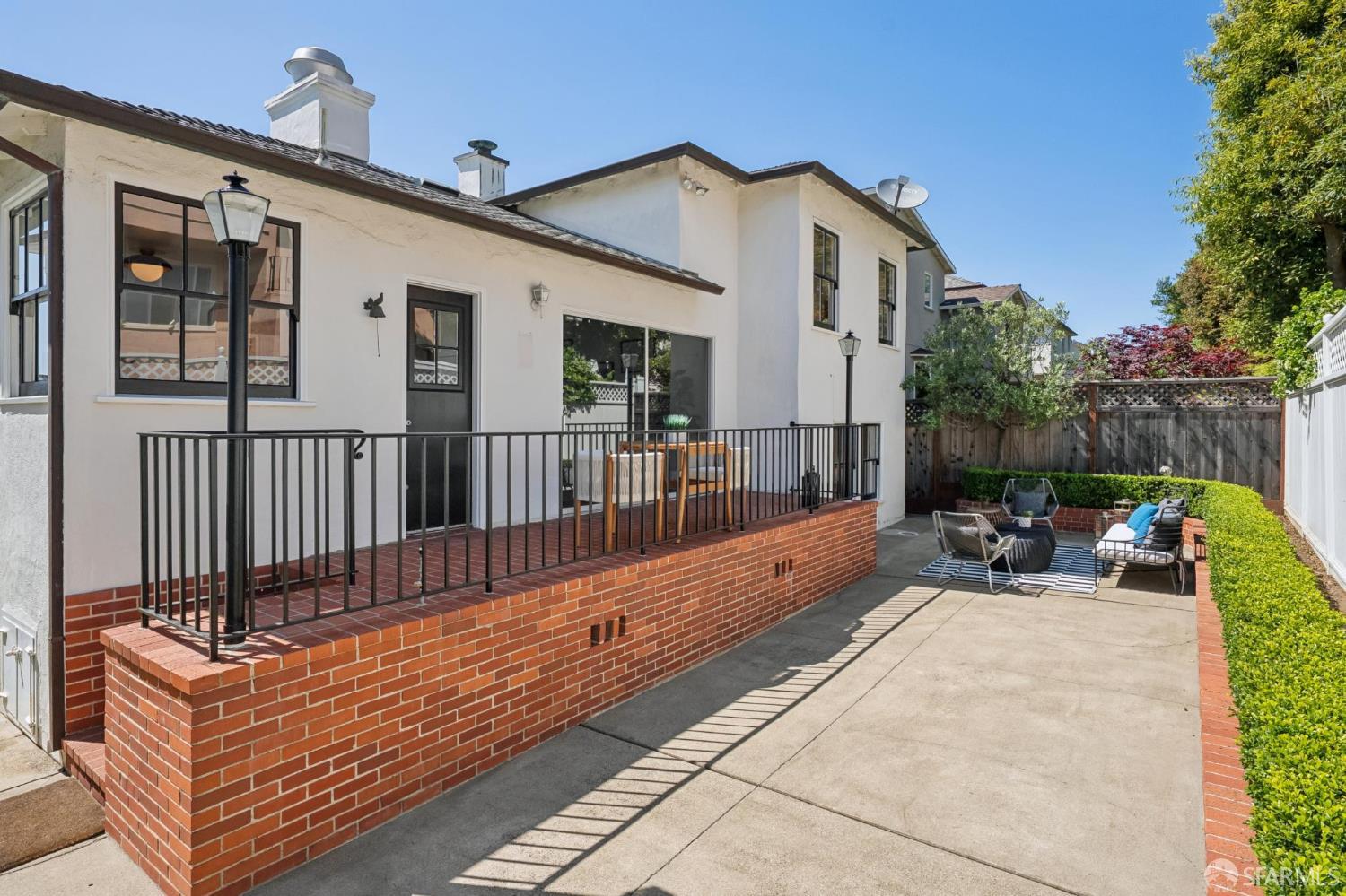 76 Woodacre Drive