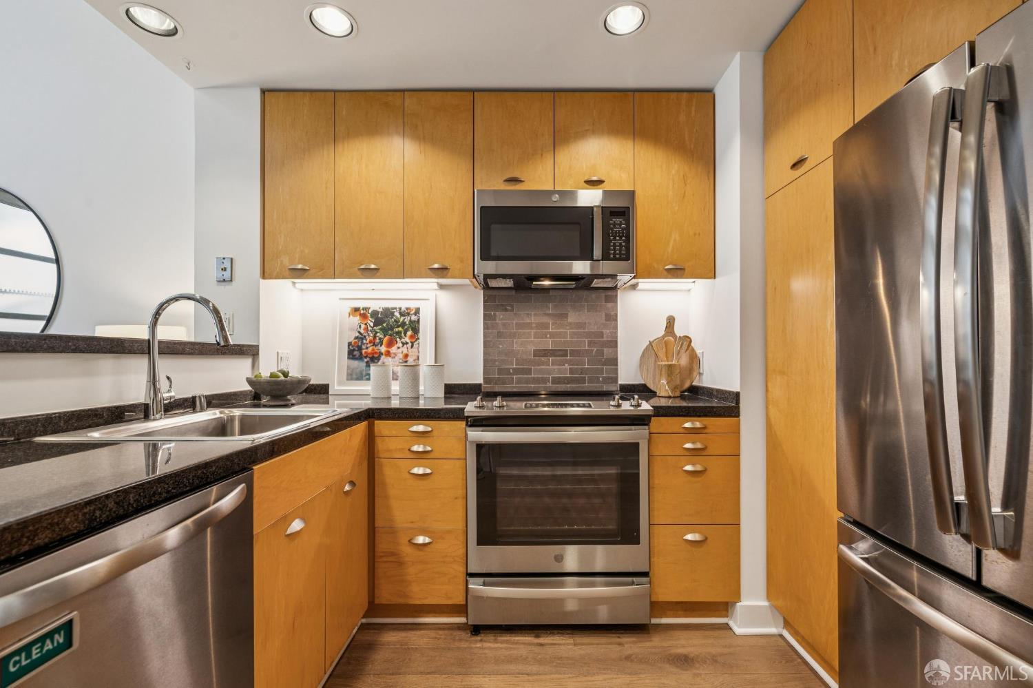 411 Francisco Street # 107F