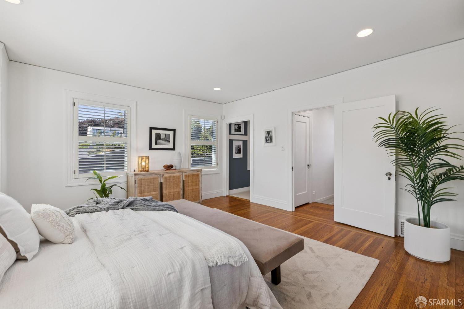 417 Dewey Boulevard