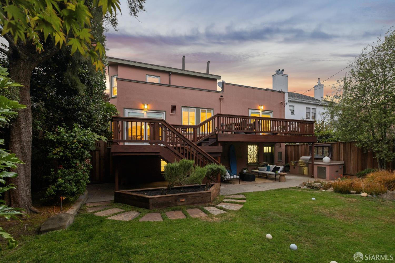 417 Dewey Boulevard