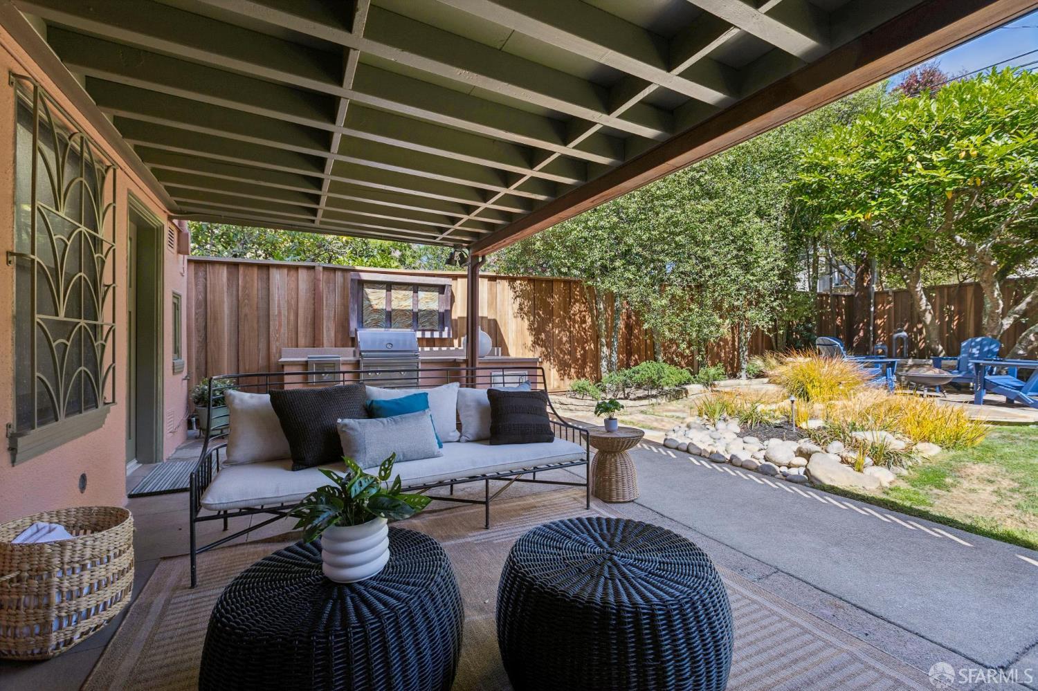 417 Dewey Boulevard