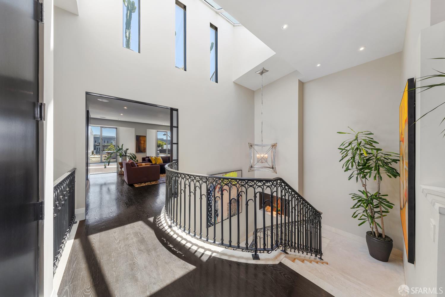 720 Clementina Street