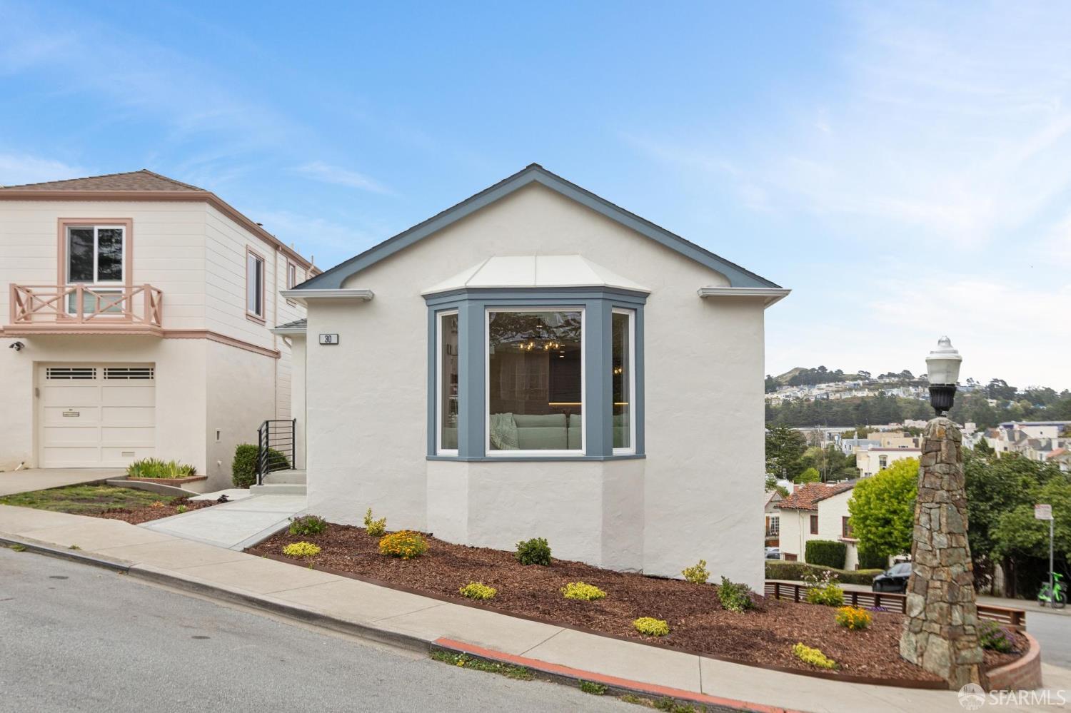 30 Rockwood Court