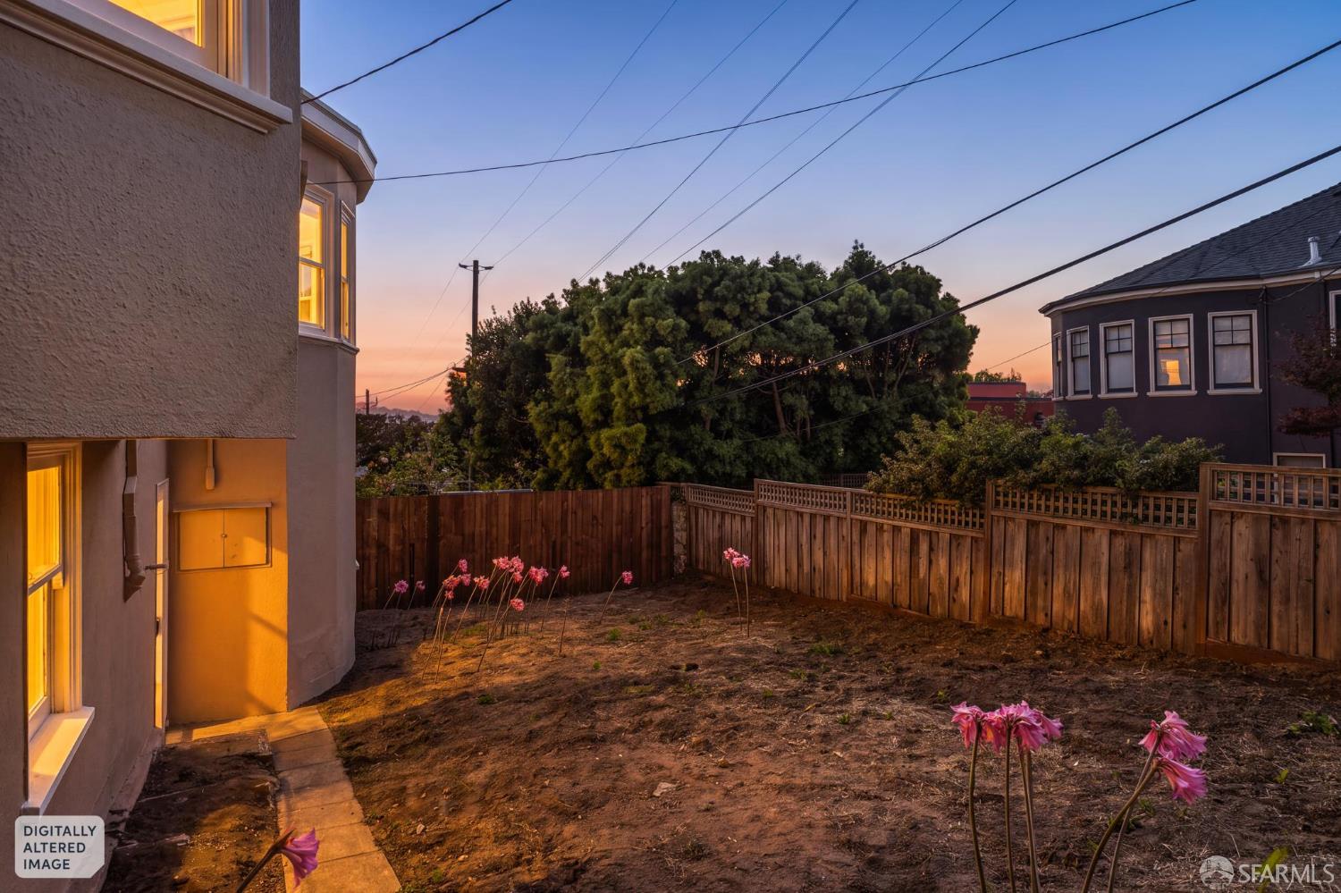 345 Colon Avenue