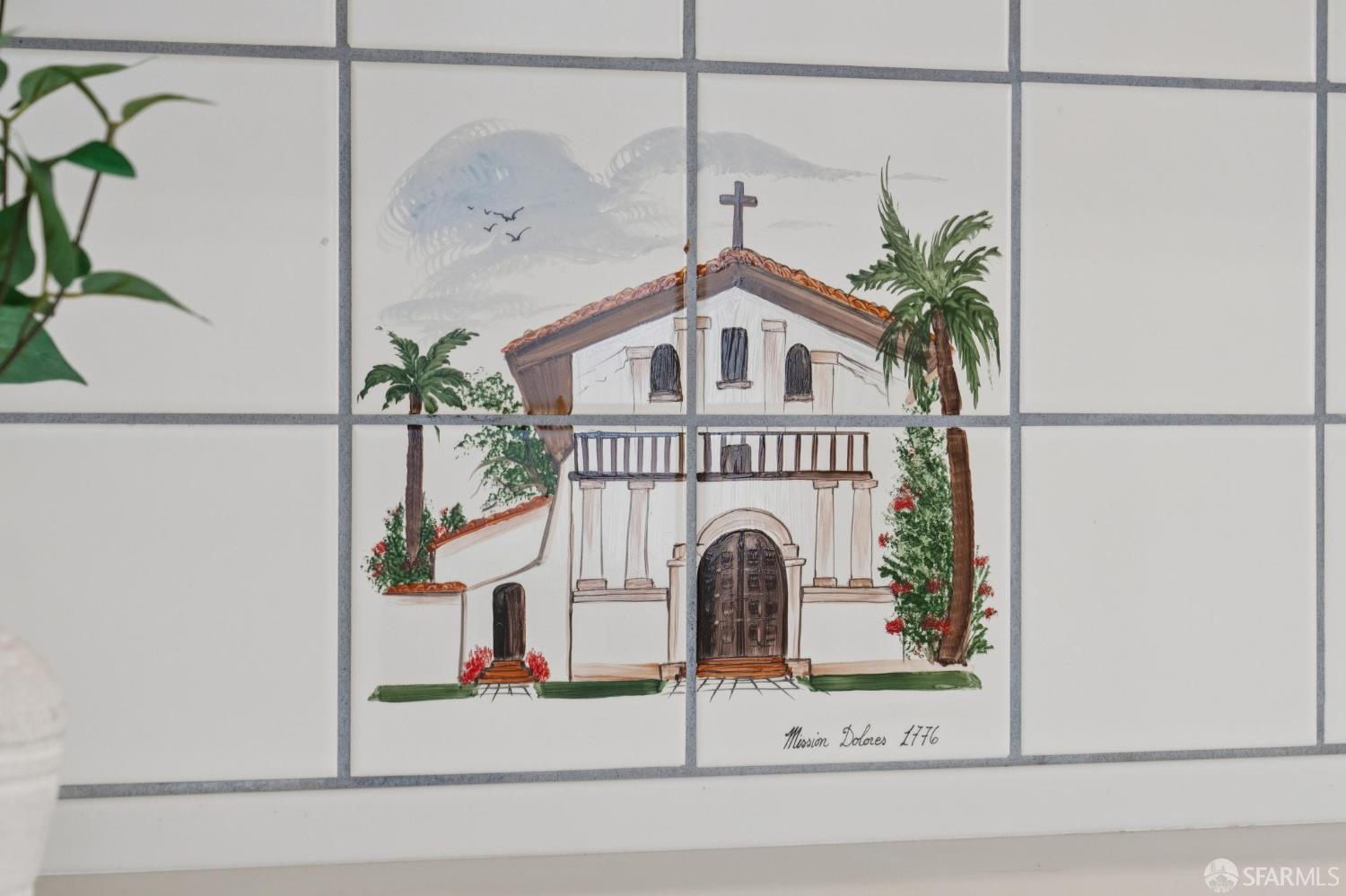345 Colon Avenue