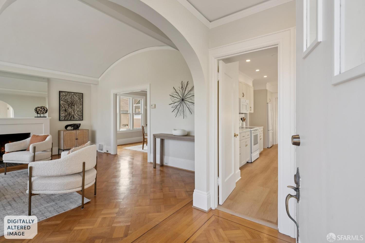 345 Colon Avenue