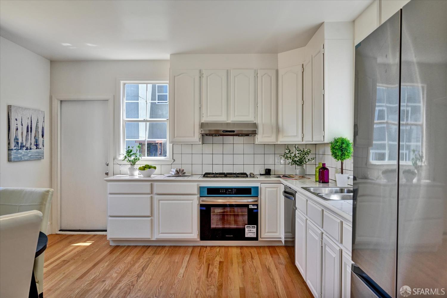 275 Sweeny Street