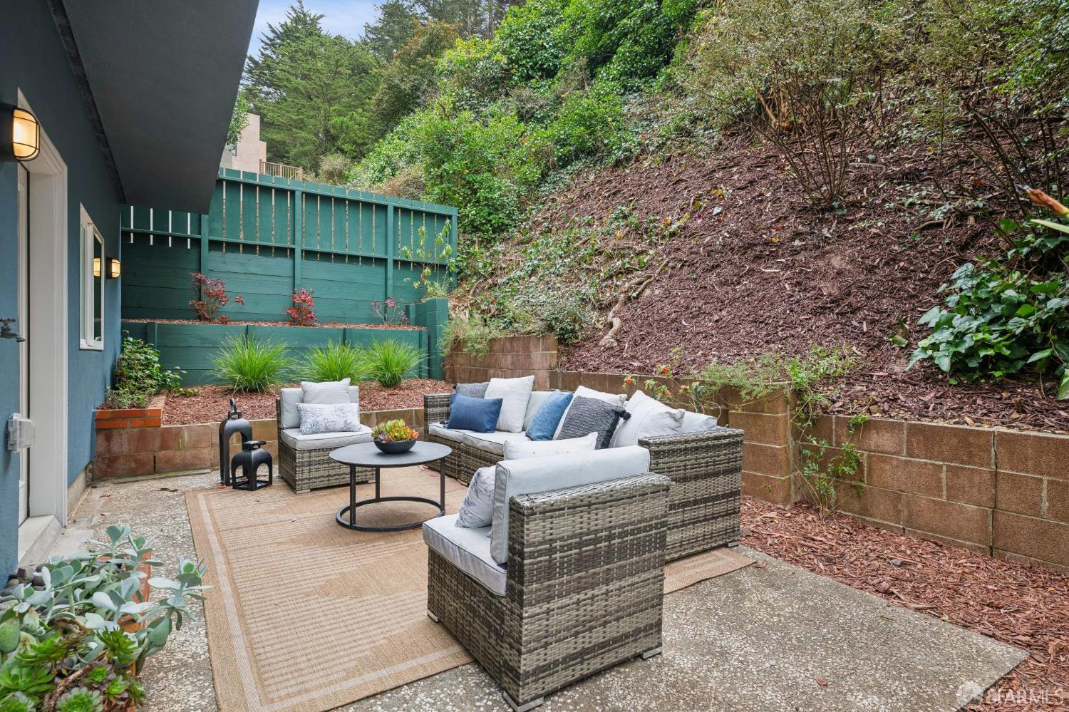 173 Dalewood Way