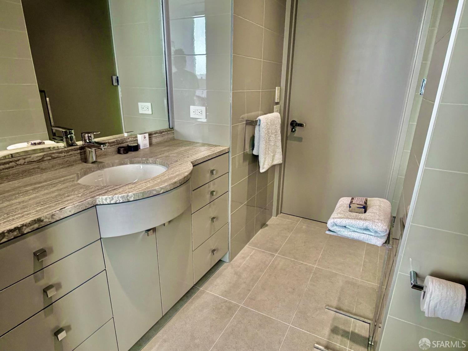 181 Fremont Street # C Unit: 54-C