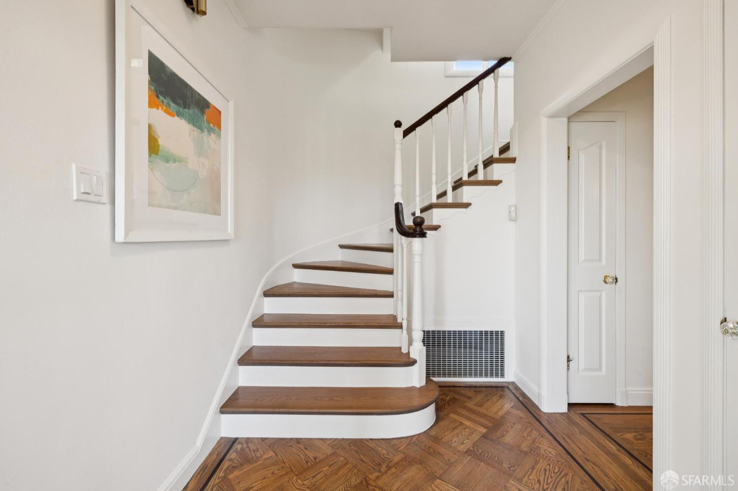 15 Cresta Vista Drive