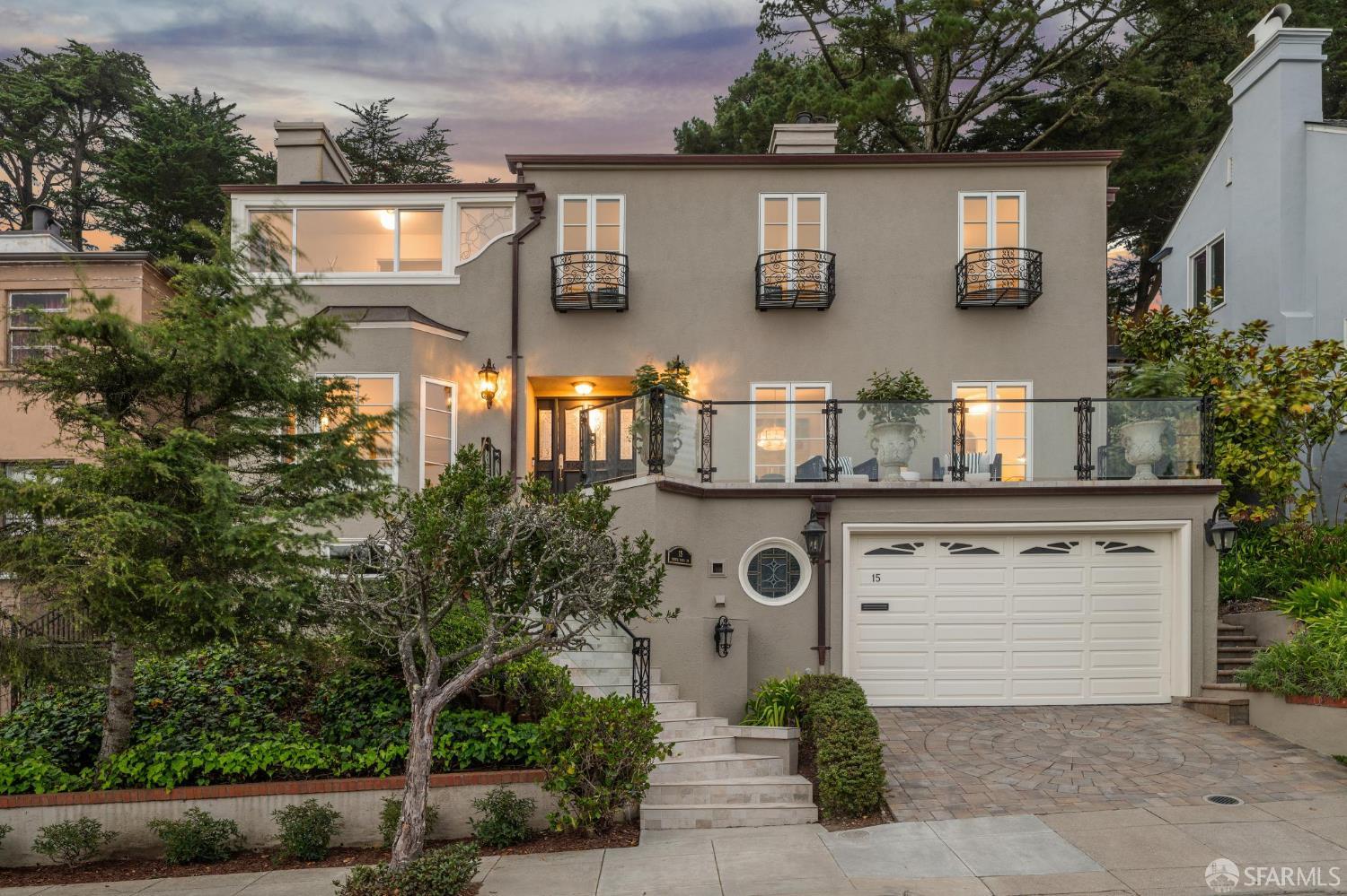 15 Cresta Vista Drive