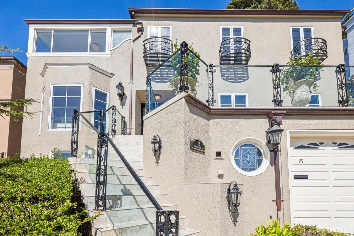 15 Cresta Vista Drive