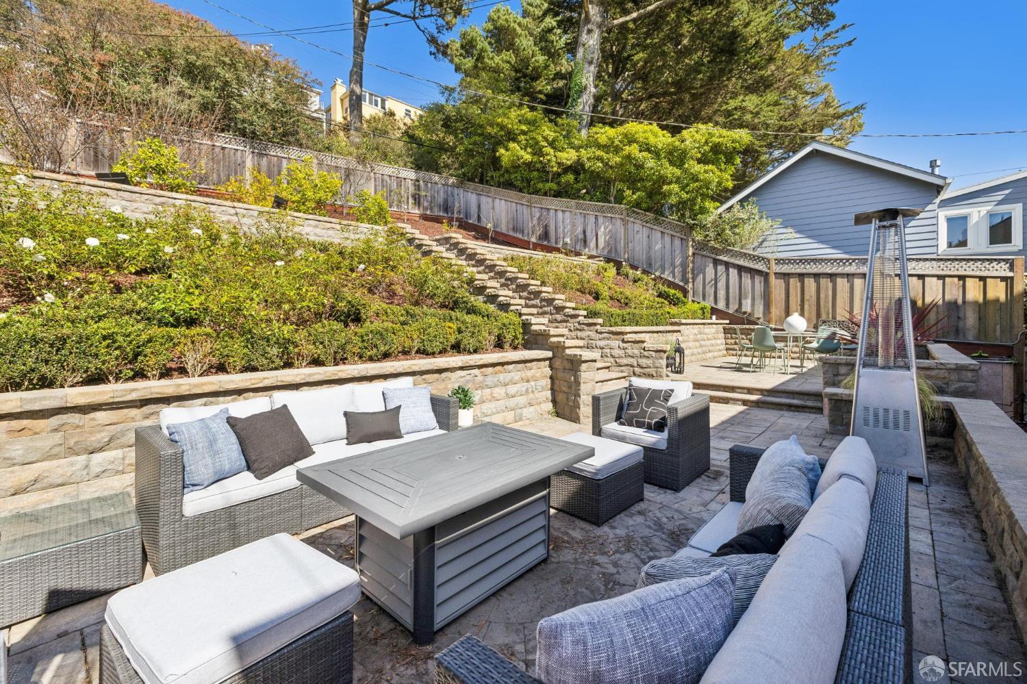 15 Cresta Vista Drive