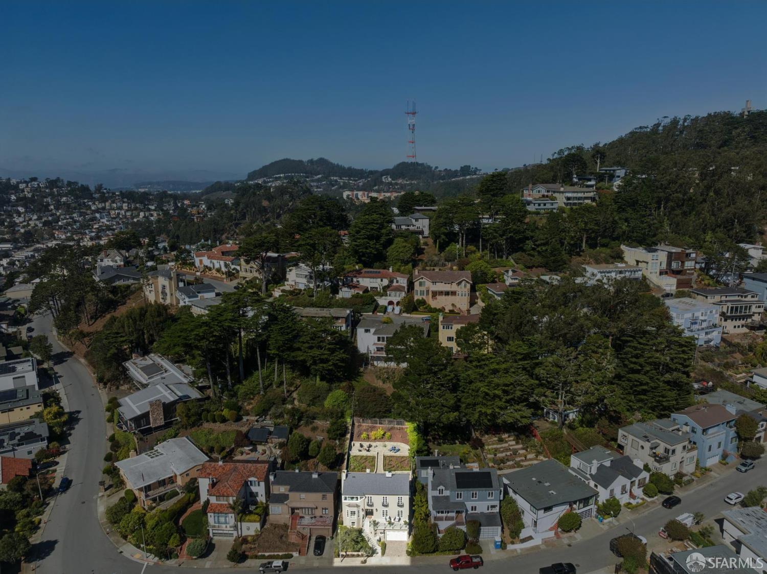 15 Cresta Vista Drive