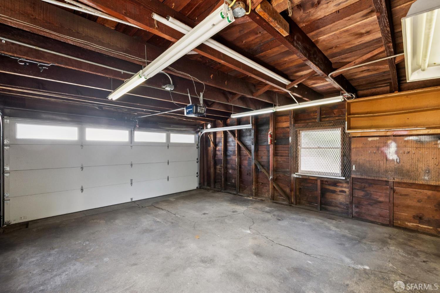 309 San Fernando Way