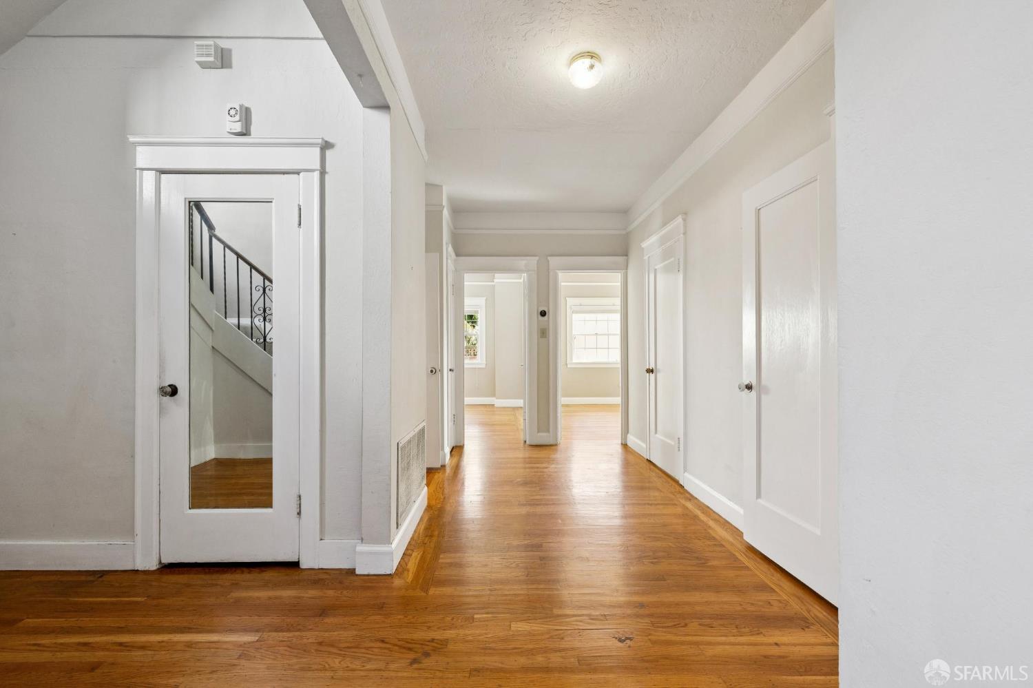 309 San Fernando Way