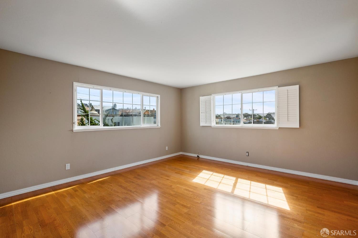 309 San Fernando Way