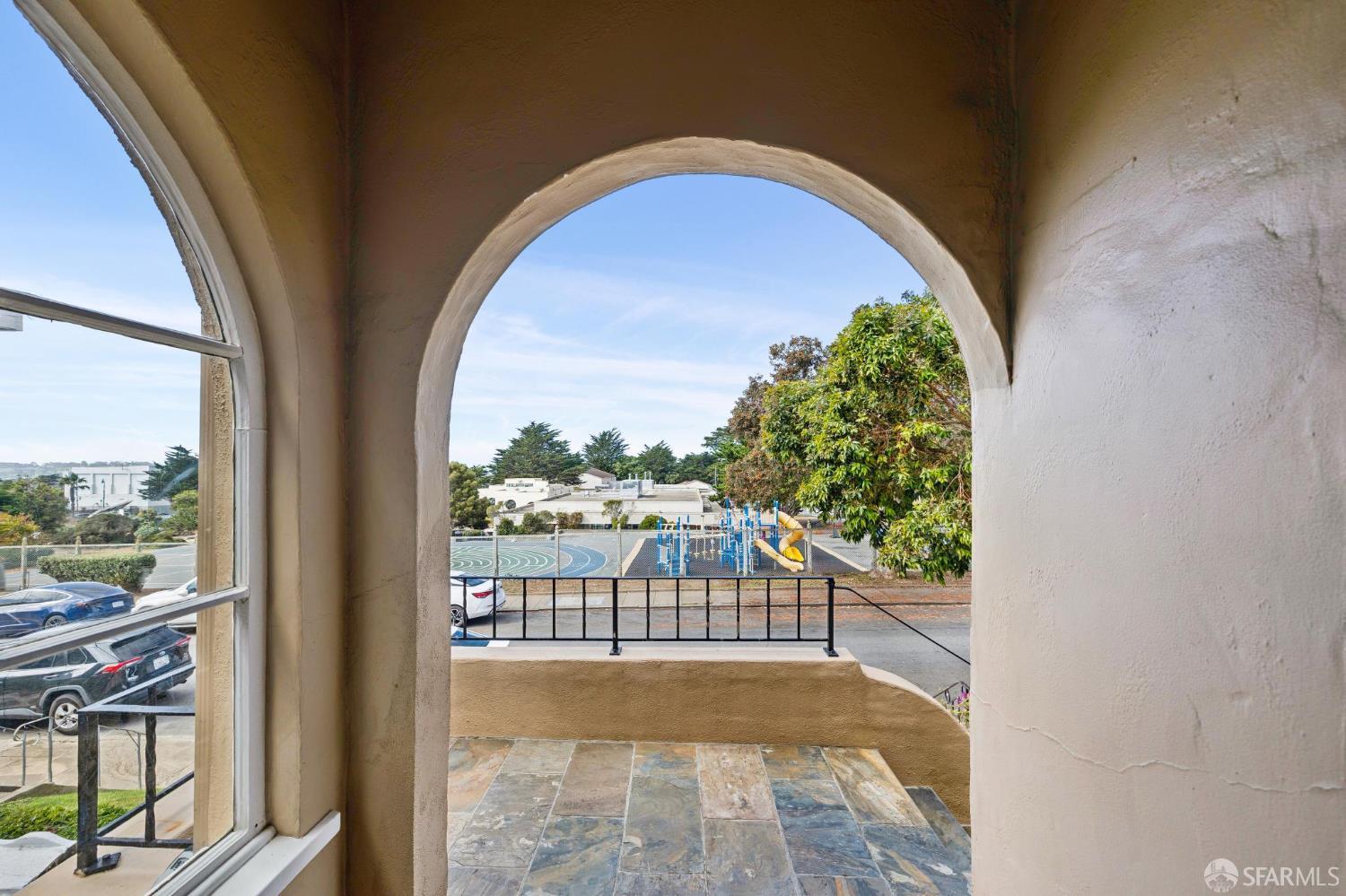 309 San Fernando Way