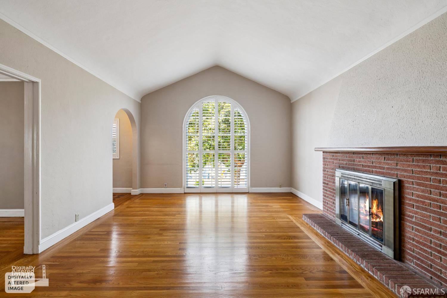 309 San Fernando Way