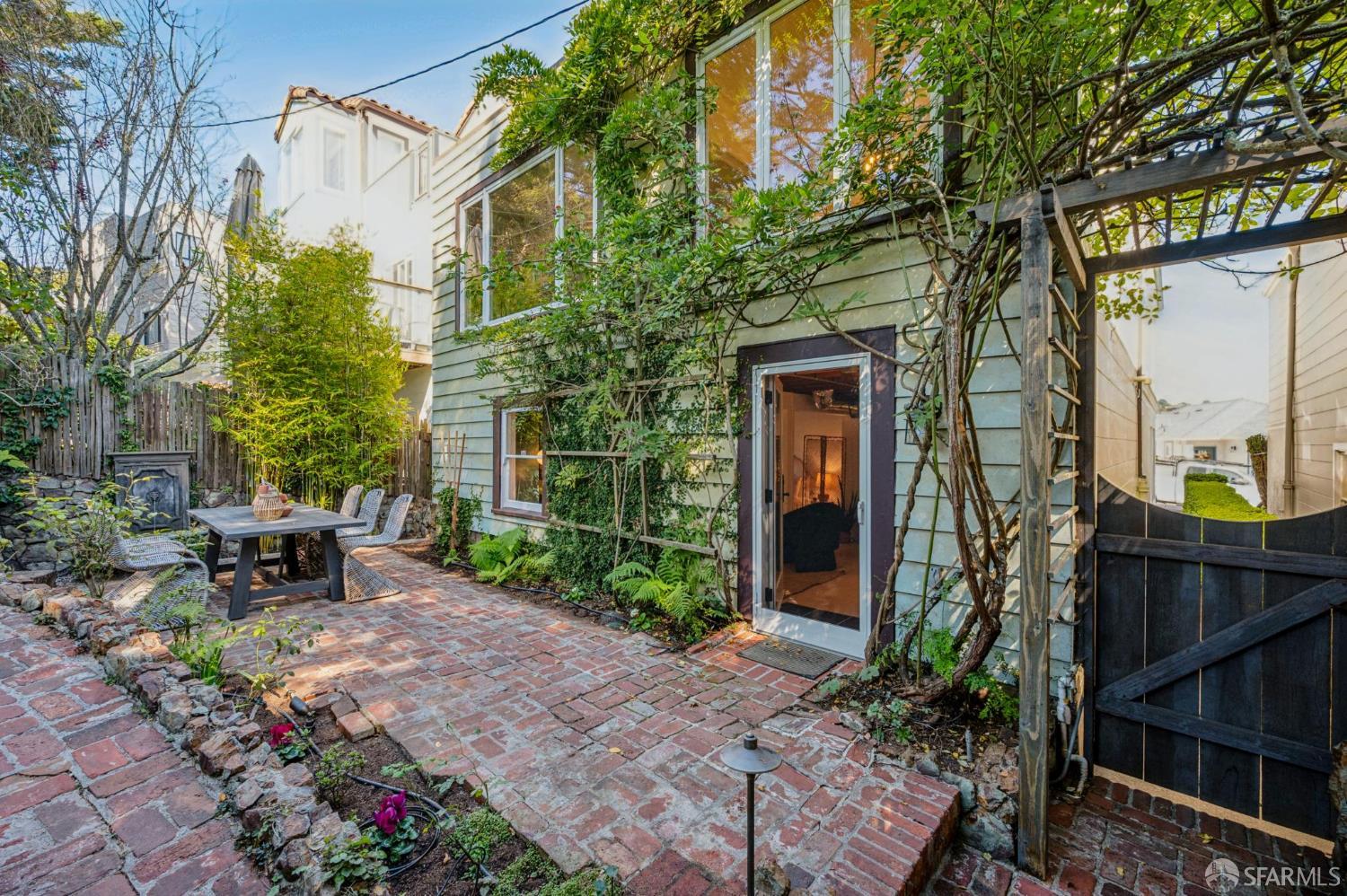 57 Rockwood Court