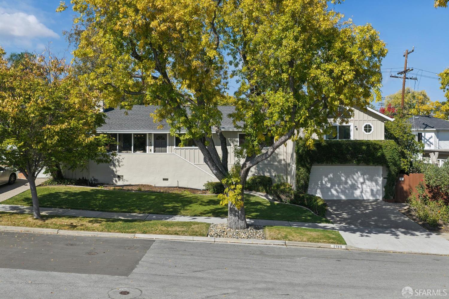 2748 Briarfield Avenue