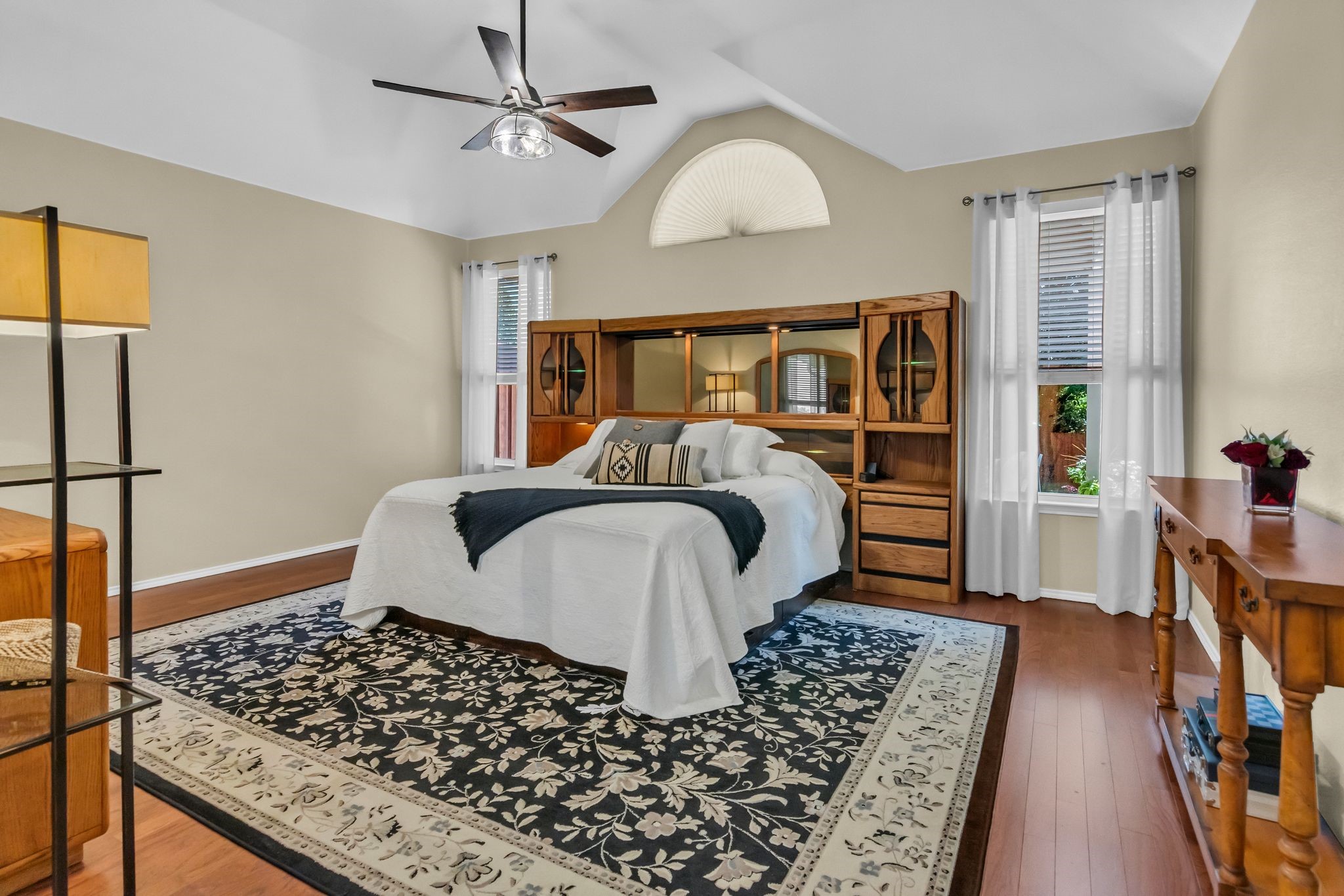 10216 Knights Court