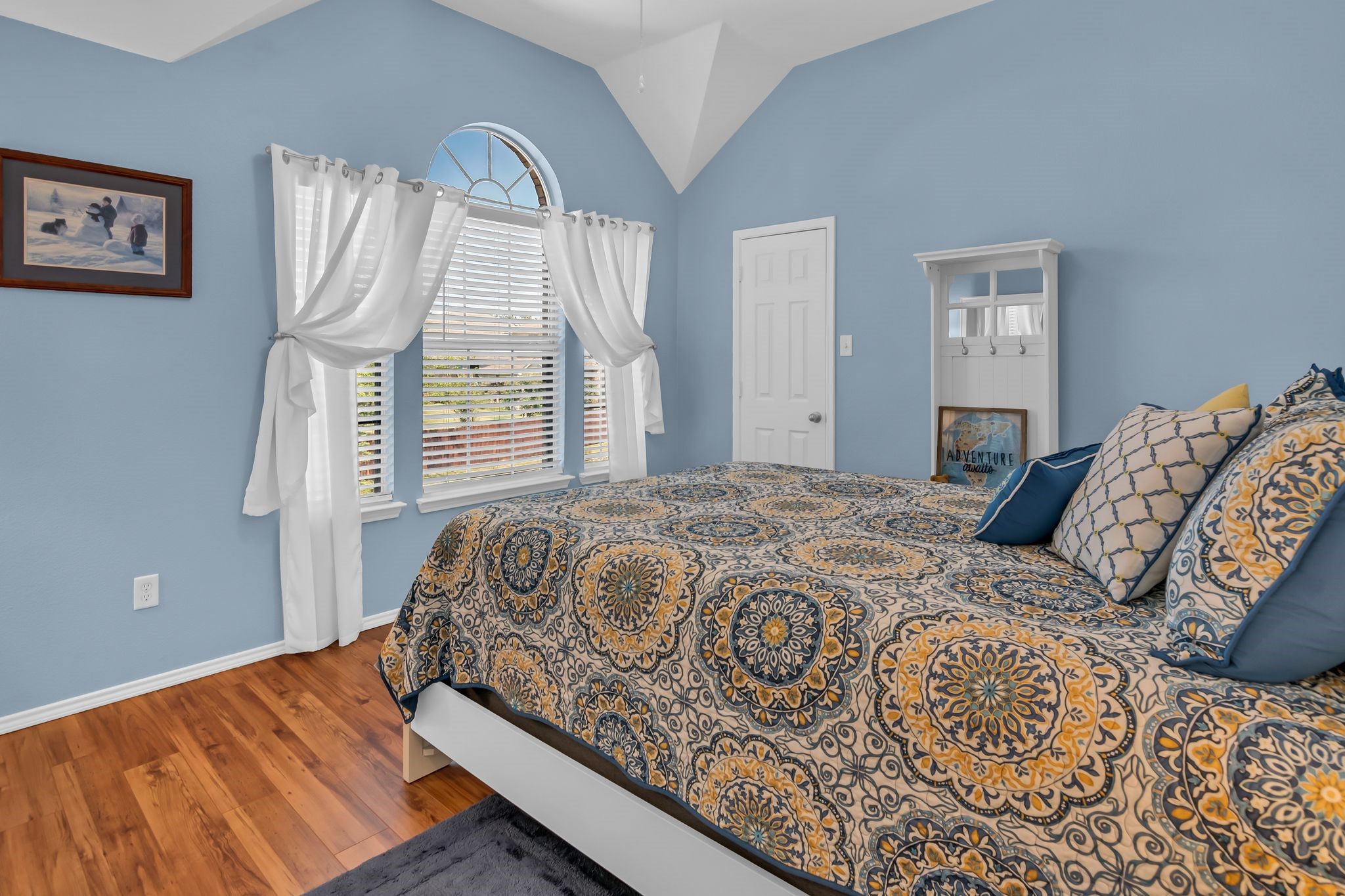10216 Knights Court